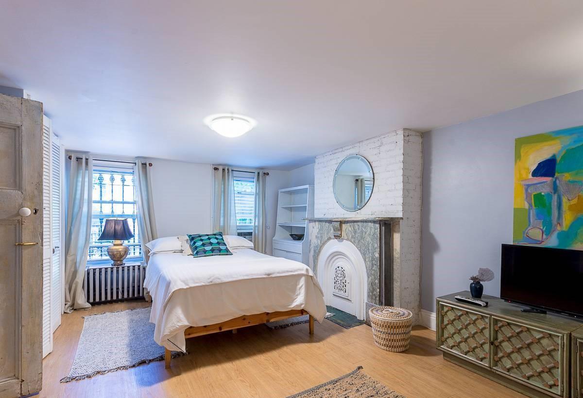 Furnished Studio Apartment in Clinton Hill, Brooklyn