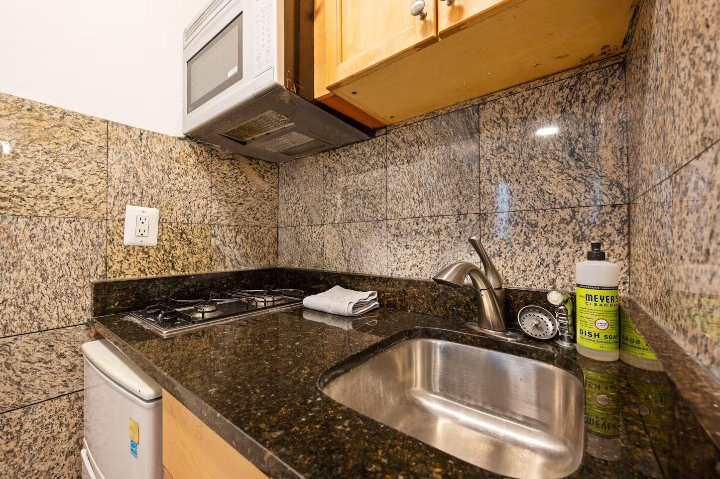 Cozy Fully Furnished Studio Apartment for Rent in East Village, Manhattan