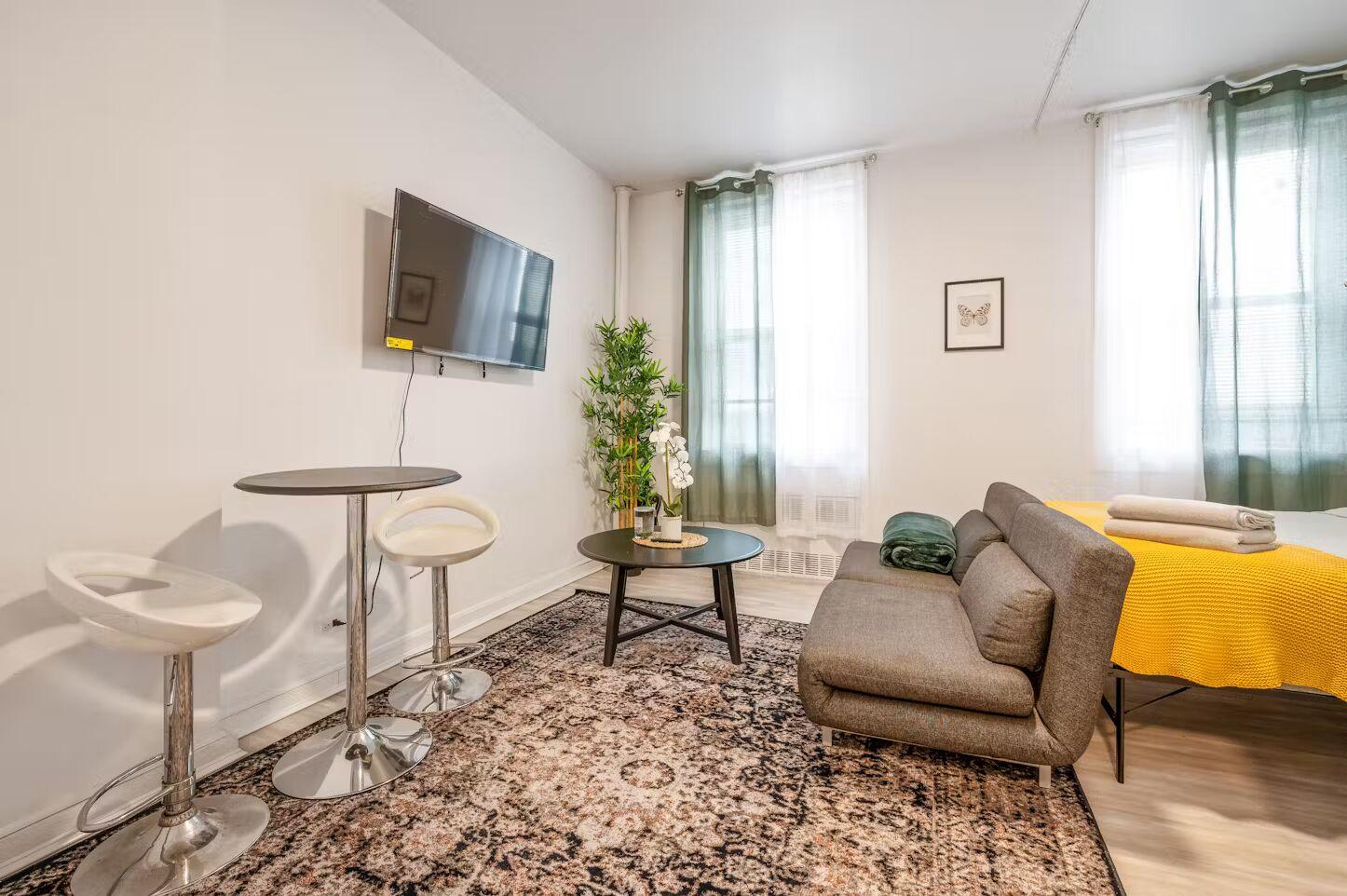 Cozy Fully Furnished Studio Apartment for Rent in East Village, Manhattan